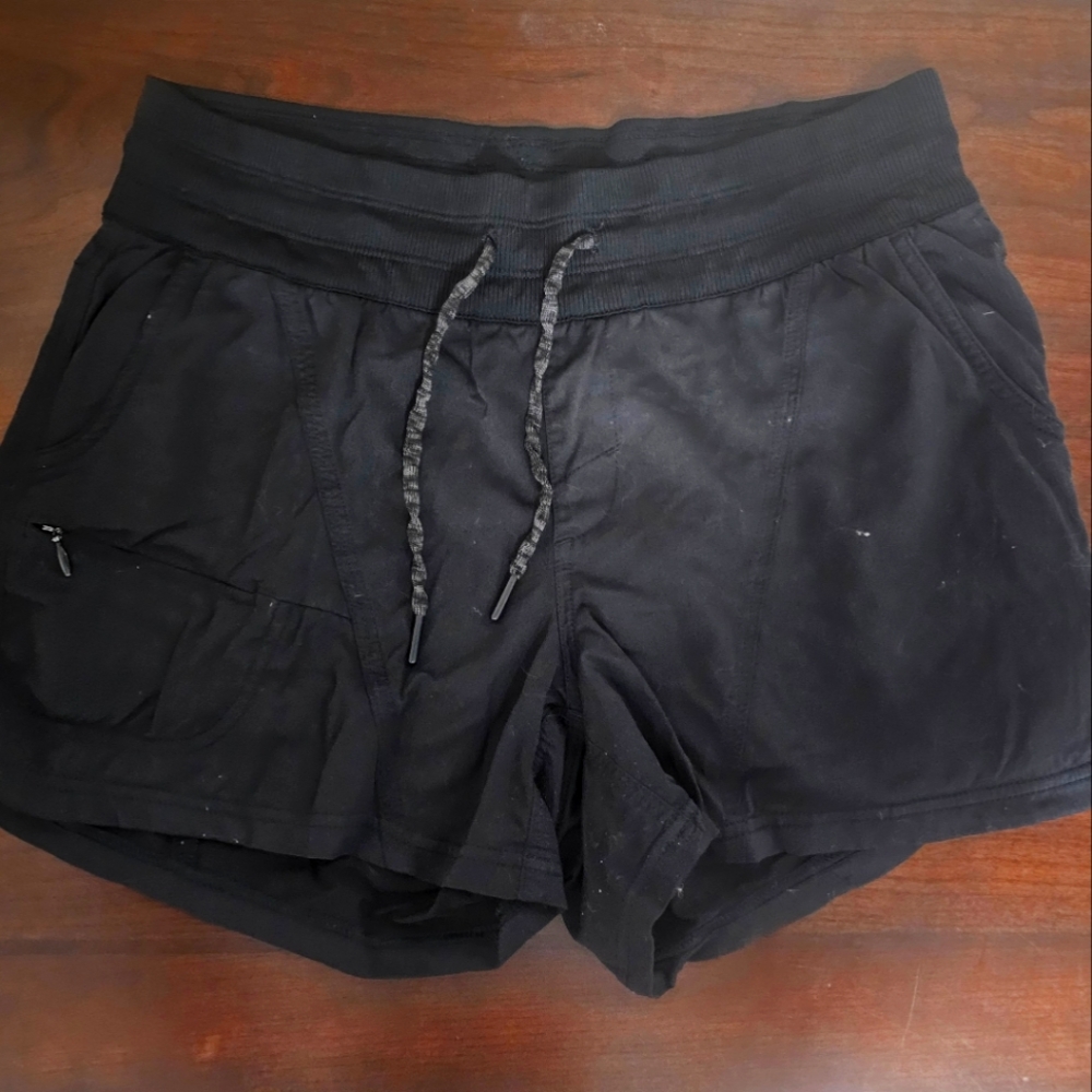 Womens North Face Shorts - Black - Medium